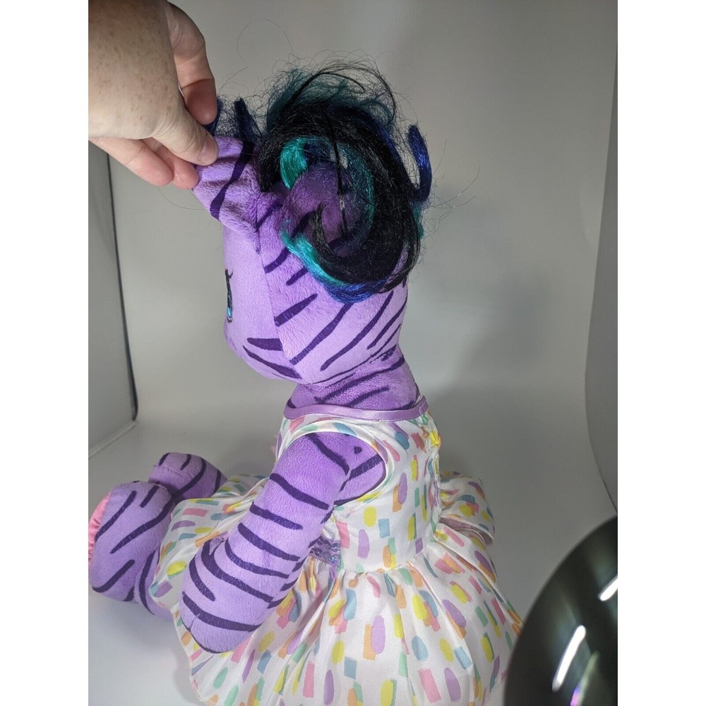 Build A Bear HG Honey Girls Teegan Tiger Rockstar 20” Plush Lead Singer w/Dress - Picture 4 of 8